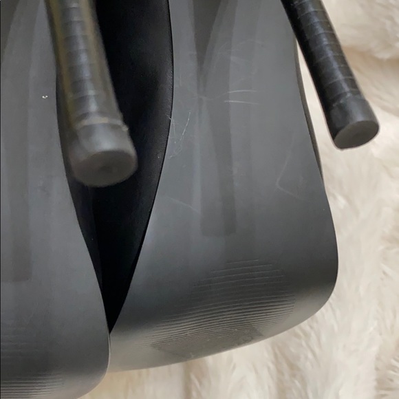 Sexy Black Stiletto Heels - Picture 4 of 4